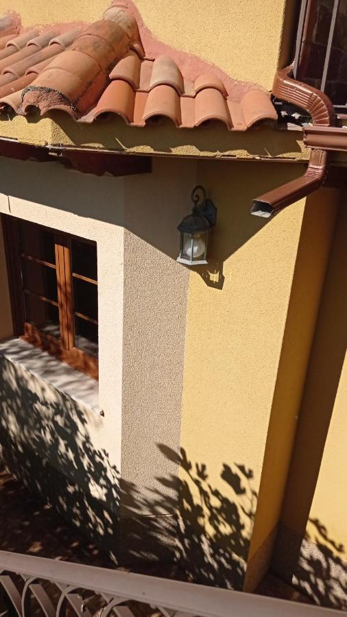 Villa La Cuquina Villaturiel Exterior foto